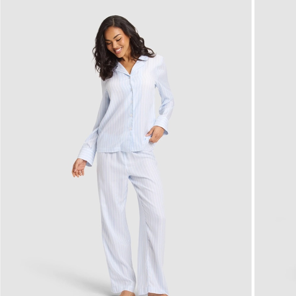 Cozy Earth Women's Pajama Set